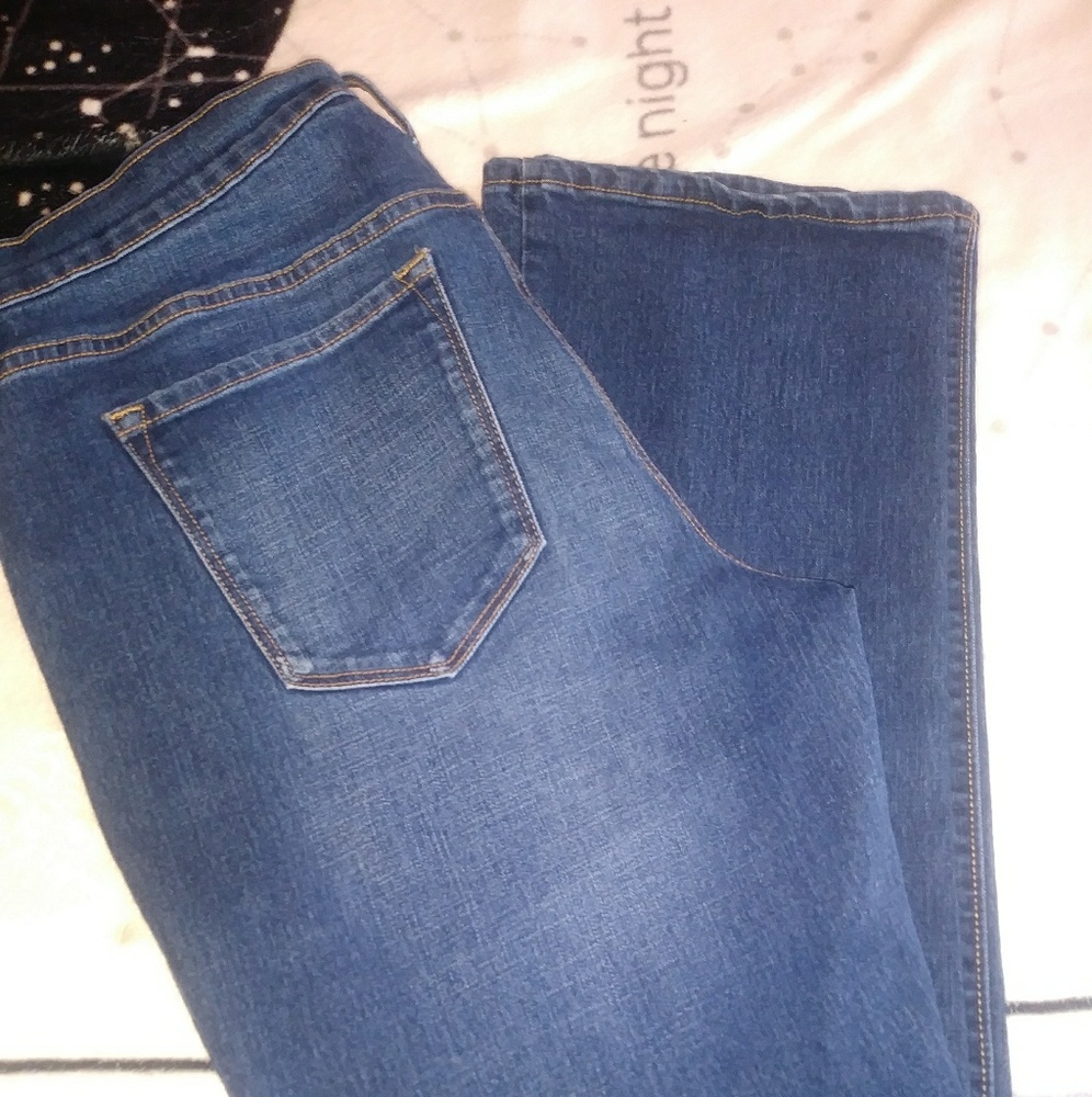Old Navy womens size 14 jeans